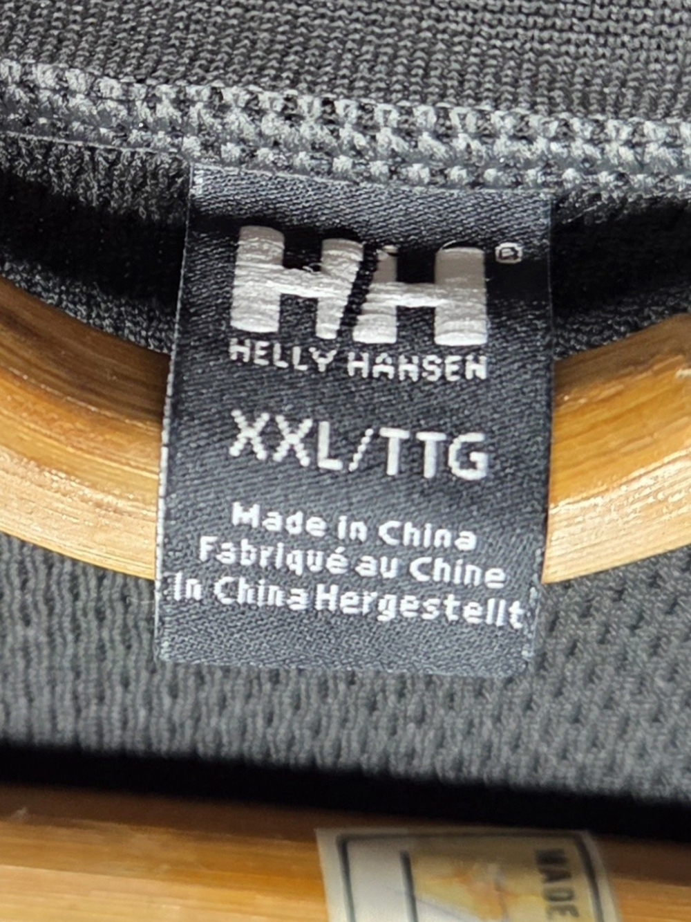 HH WARM Black Thermal Quarter-Zip Base Layer - Picture 5 of 9